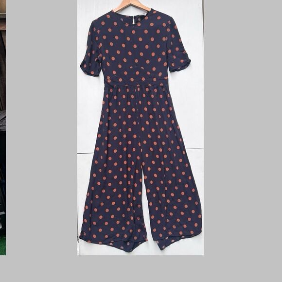 ASOS Women Navy / Orange Dot print ,bottons/zipback closure Jumpsuit size 8